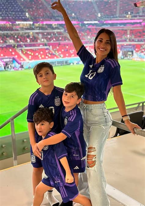 antonela roccuzzo hijos.